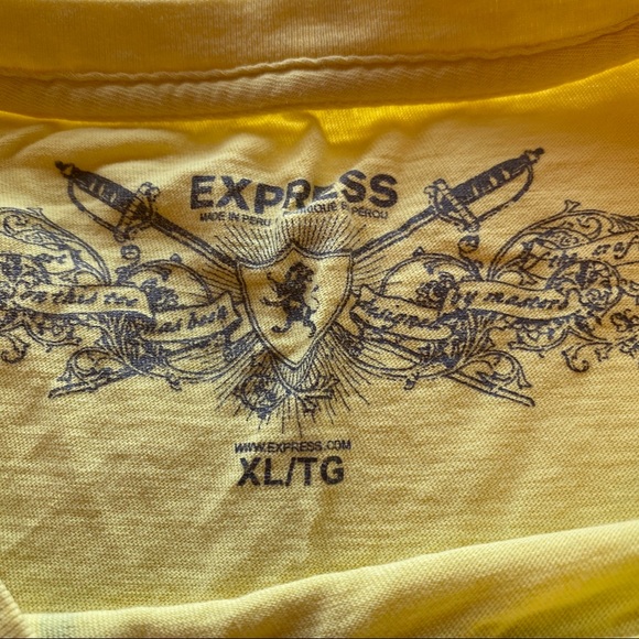 Express Graphic Tee - Picture 3 of 3